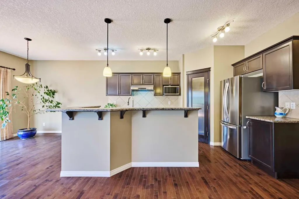 15 Silverado Saddle Court SW Calgary AB T2X 0H9