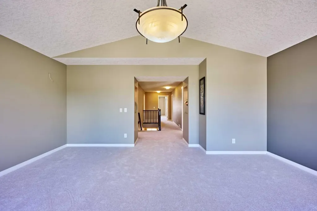15 Silverado Saddle Court SW Calgary AB T2X 0H9