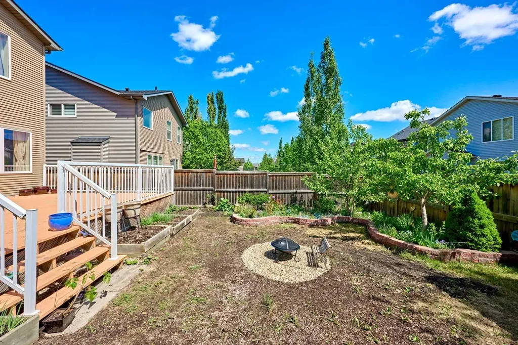 15 Silverado Saddle Court SW Calgary AB T2X 0H9