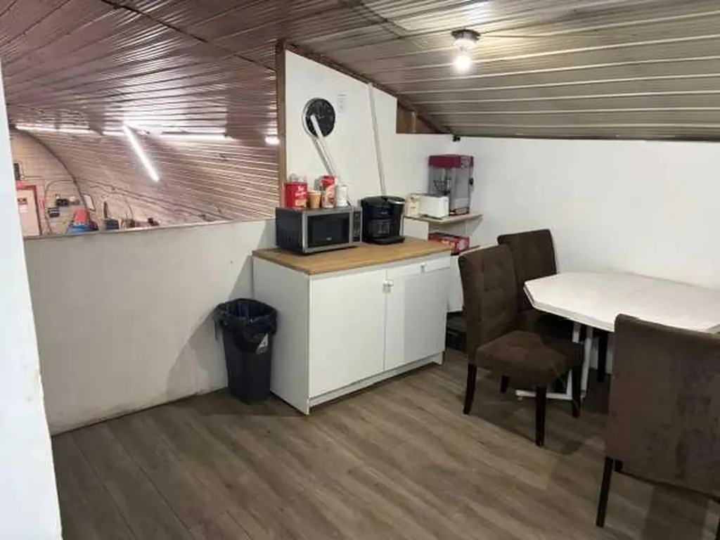 3908 42 Avenue Whitecourt AB T7S 1N8