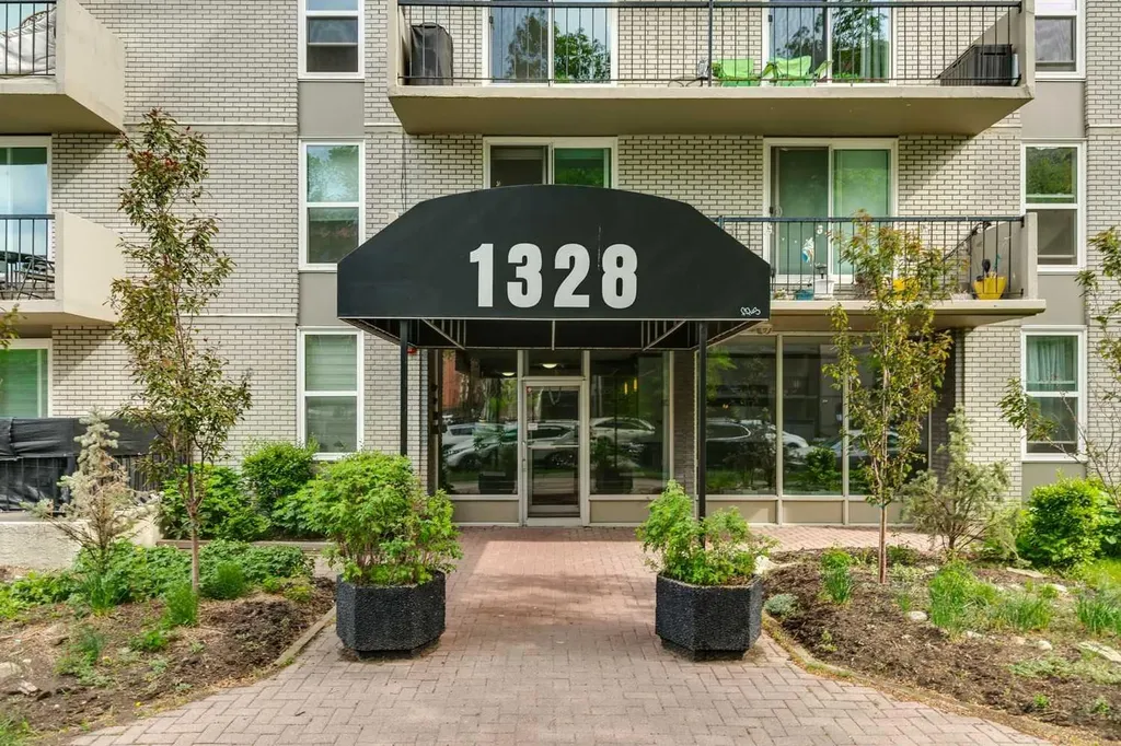 1328 13 Avenue SW Calgary AB T3C 0T3