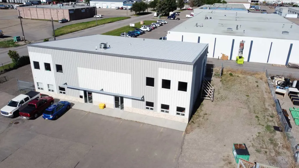 3493 6 Avenue N Lethbridge AB T1H5C1