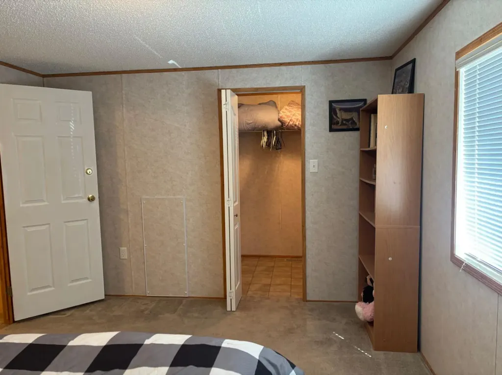 266 N 2 Street W Magrath AB T0K 1J0