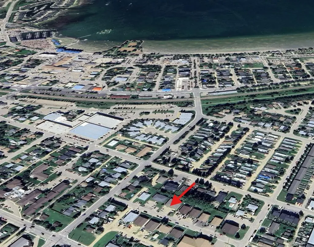 4518 47 A Avenue Sylvan Lake AB T4N1N8