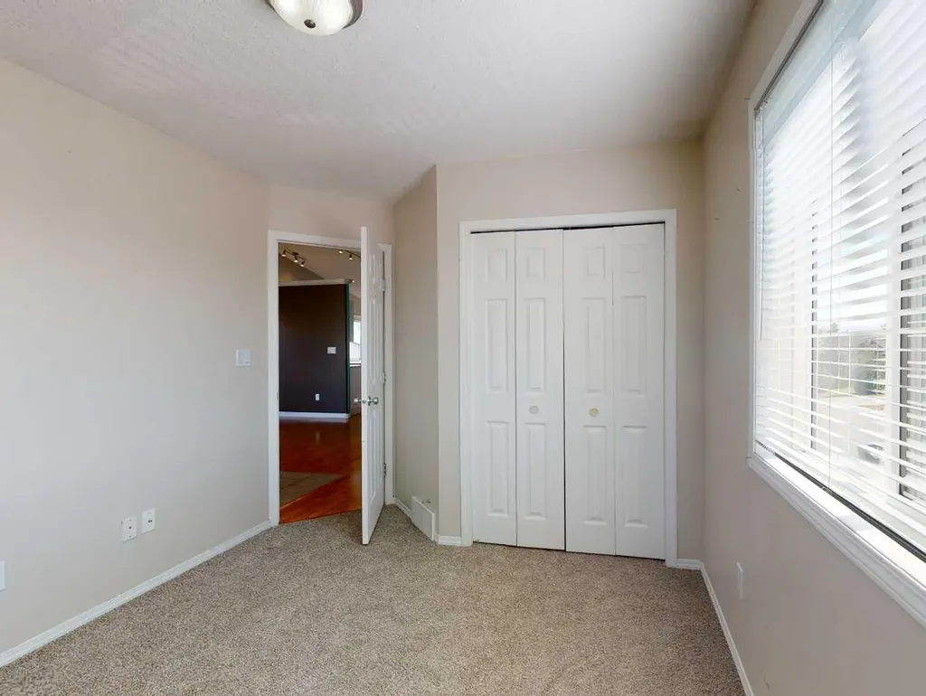 10761 73 Avenue Grande Prairie AB T8W 2T5