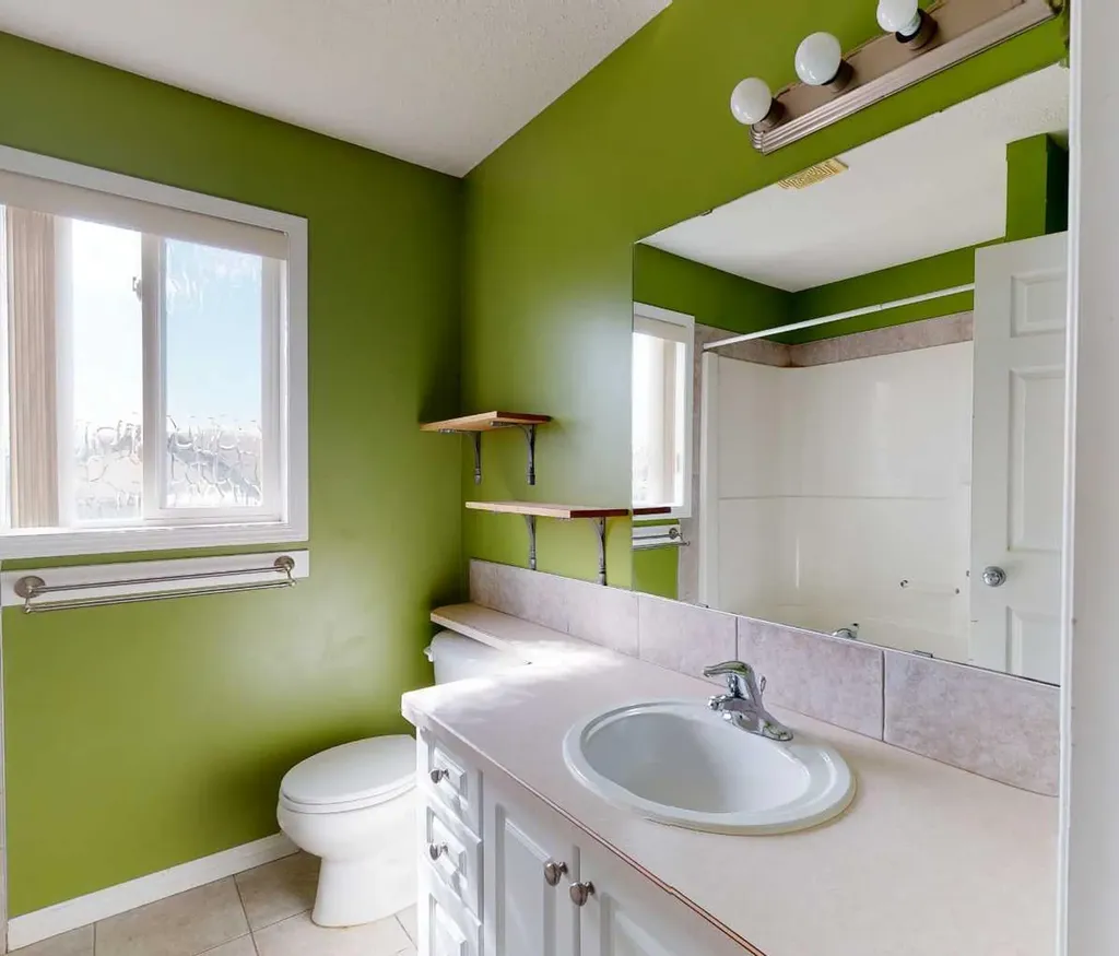 10761 73 Avenue Grande Prairie AB T8W 2T5