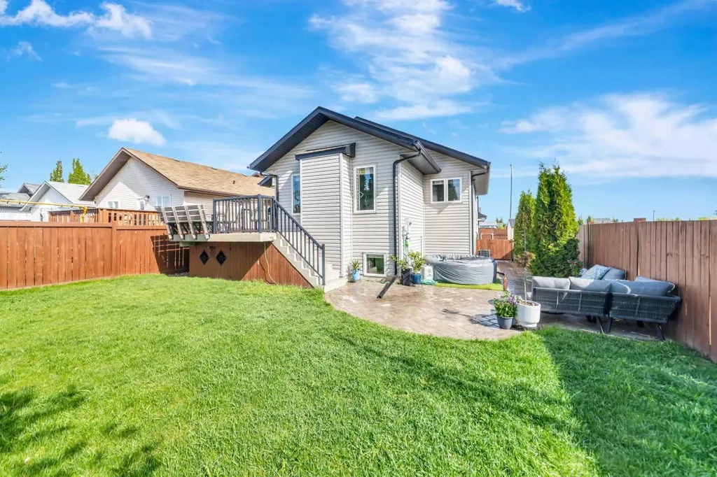 4519 24 Street Lloydminster AB S9V 0Z5
