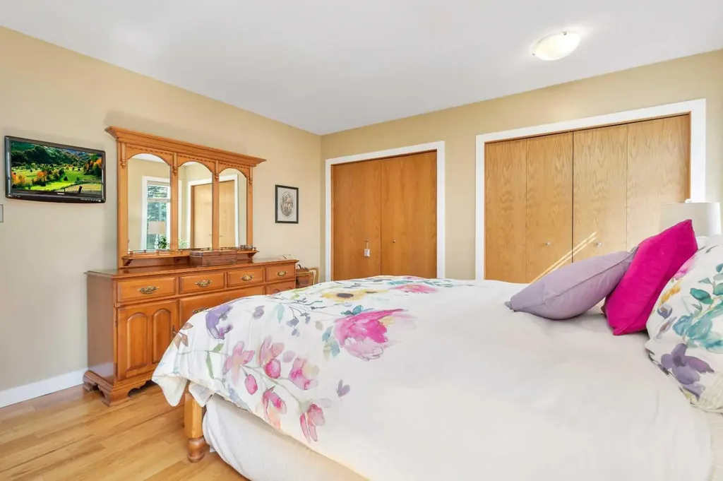 19 Donnelly Crescent Red Deer AB T4R 2K4