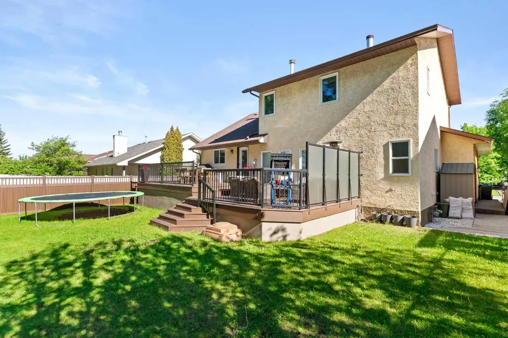 6005 Ash Street Olds AB T4H 1K8