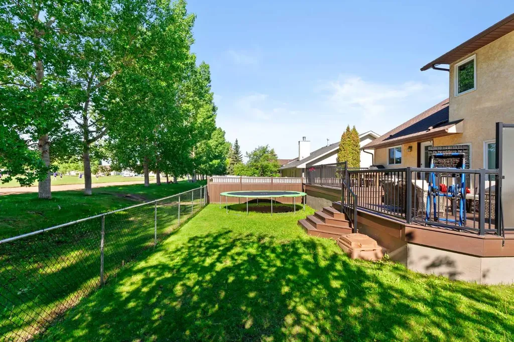 6005 Ash Street Olds AB T4H 1K8