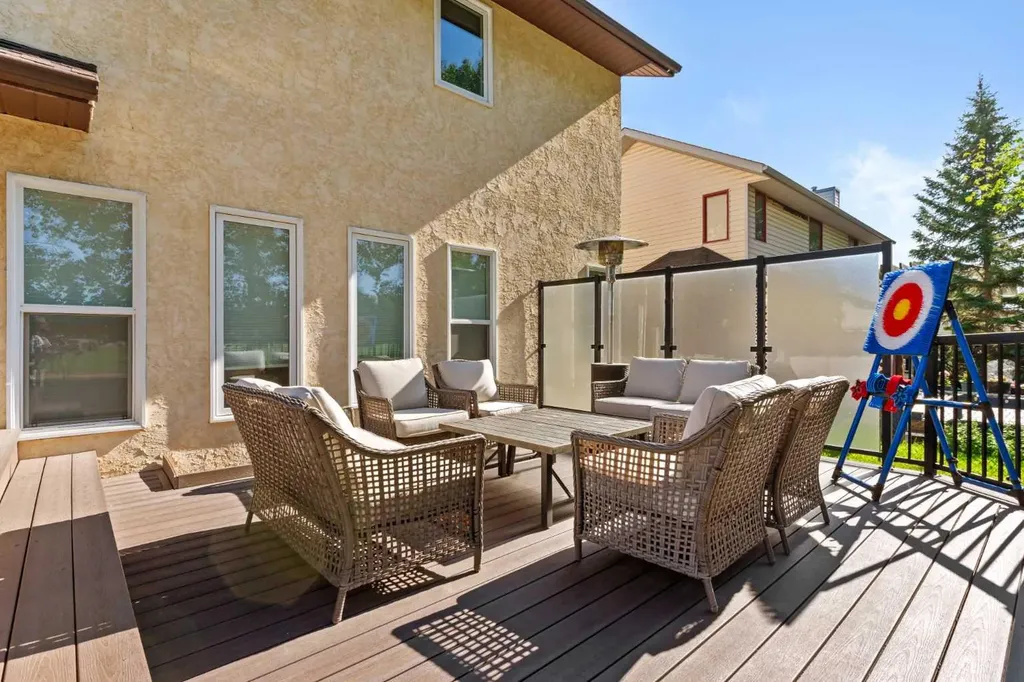 6005 Ash Street Olds AB T4H 1K8