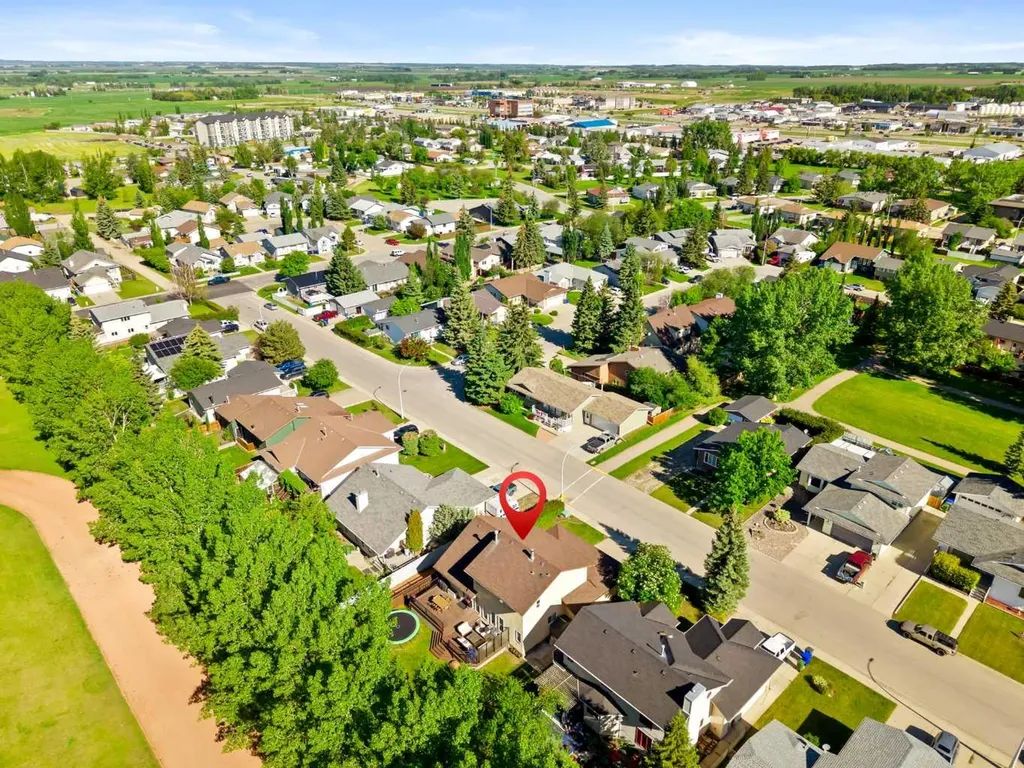6005 Ash Street Olds AB T4H 1K8