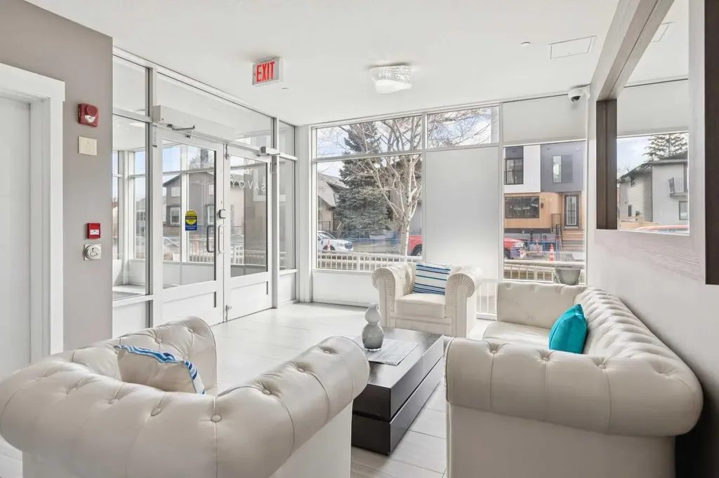 119 19 Street NW Calgary AB T2N2S7