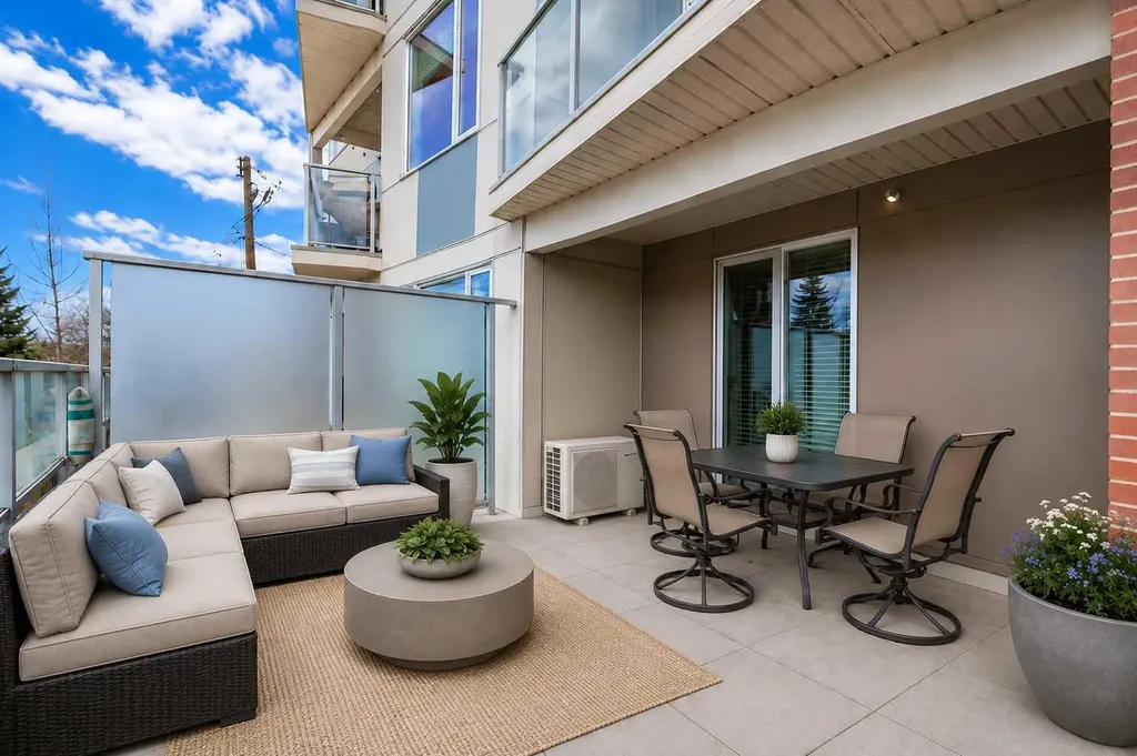 119 19 Street NW Calgary AB T2N2S7