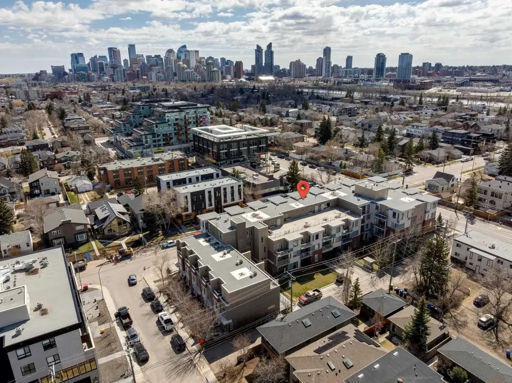 119 19 Street NW Calgary AB T2N2S7