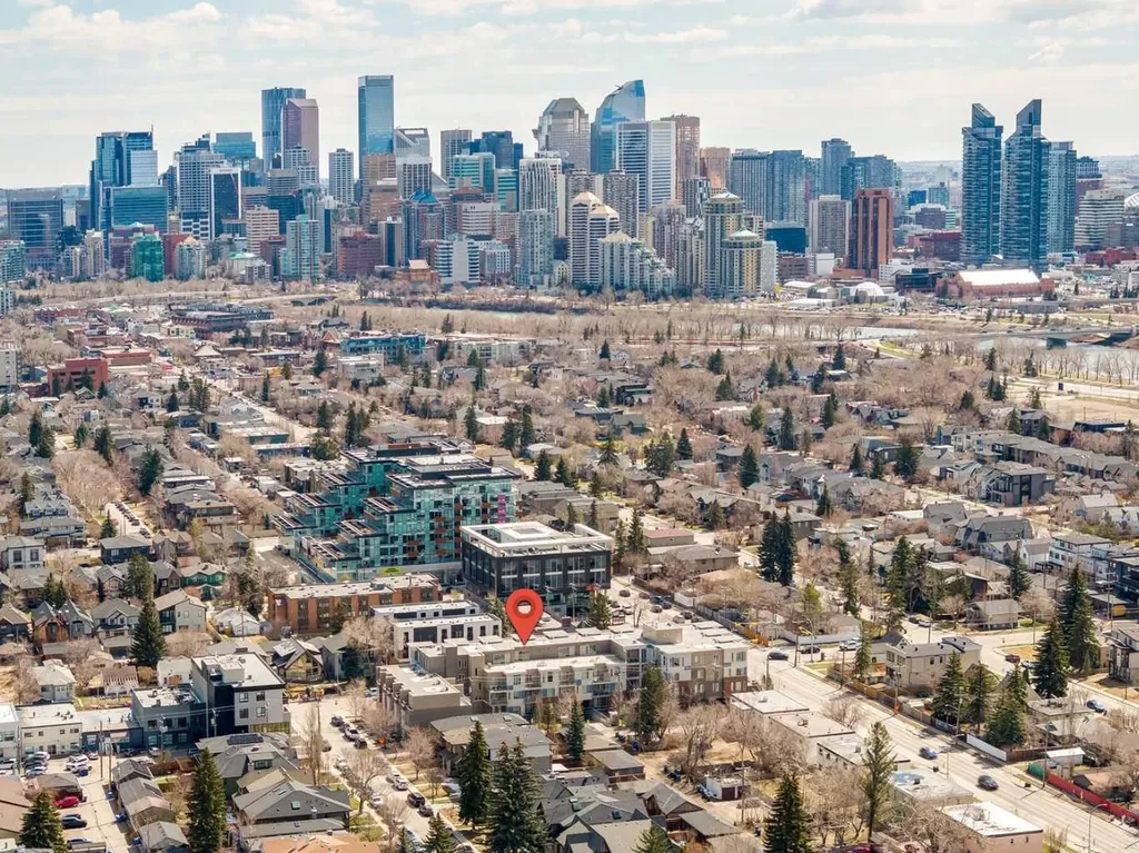 119 19 Street NW Calgary AB T2N2S7