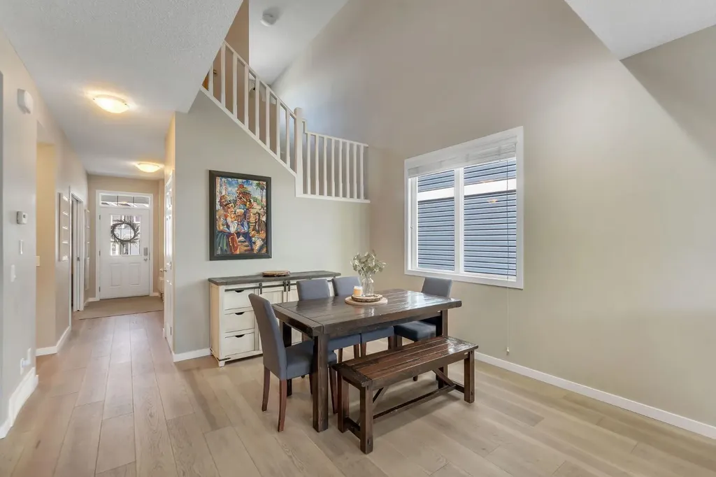27 River Heights Crescent Cochrane AB T4C 0J3