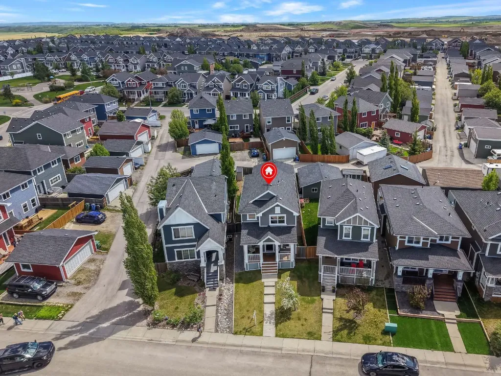 27 River Heights Crescent Cochrane AB T4C 0J3