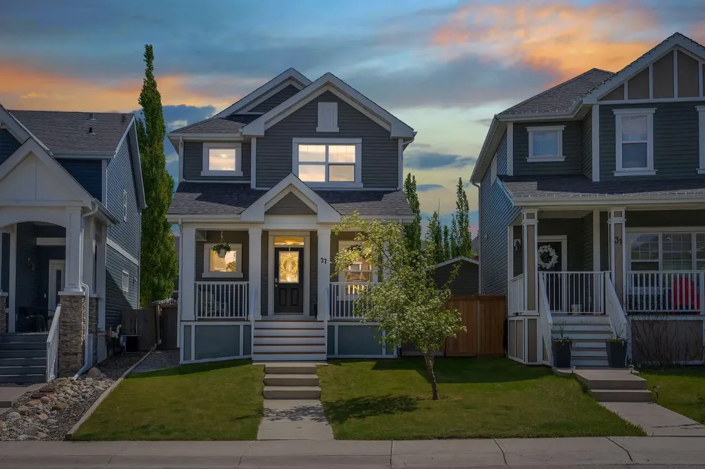 27 River Heights Crescent Cochrane AB T4C 0J3