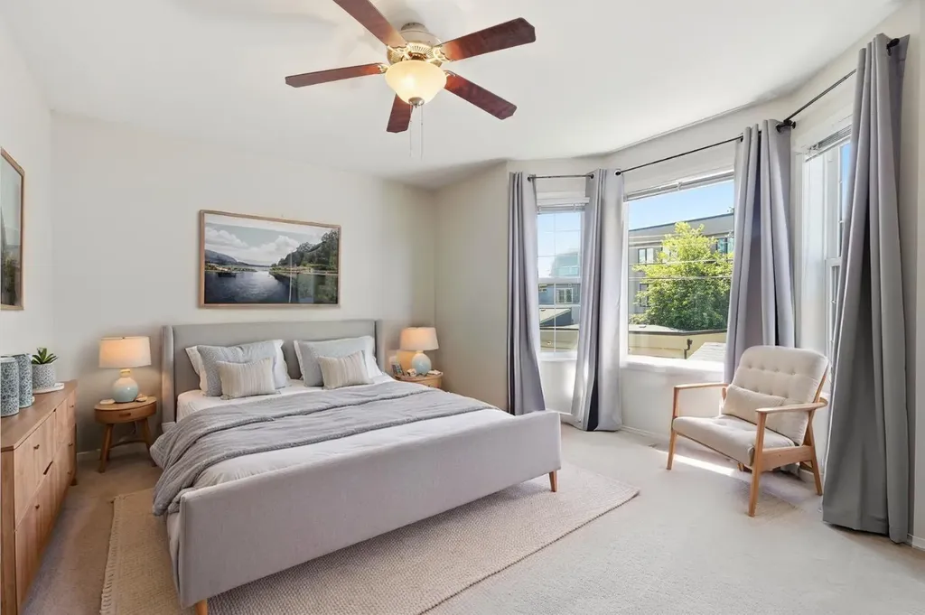 1925 35 Street SW Calgary AB T3E 2X4