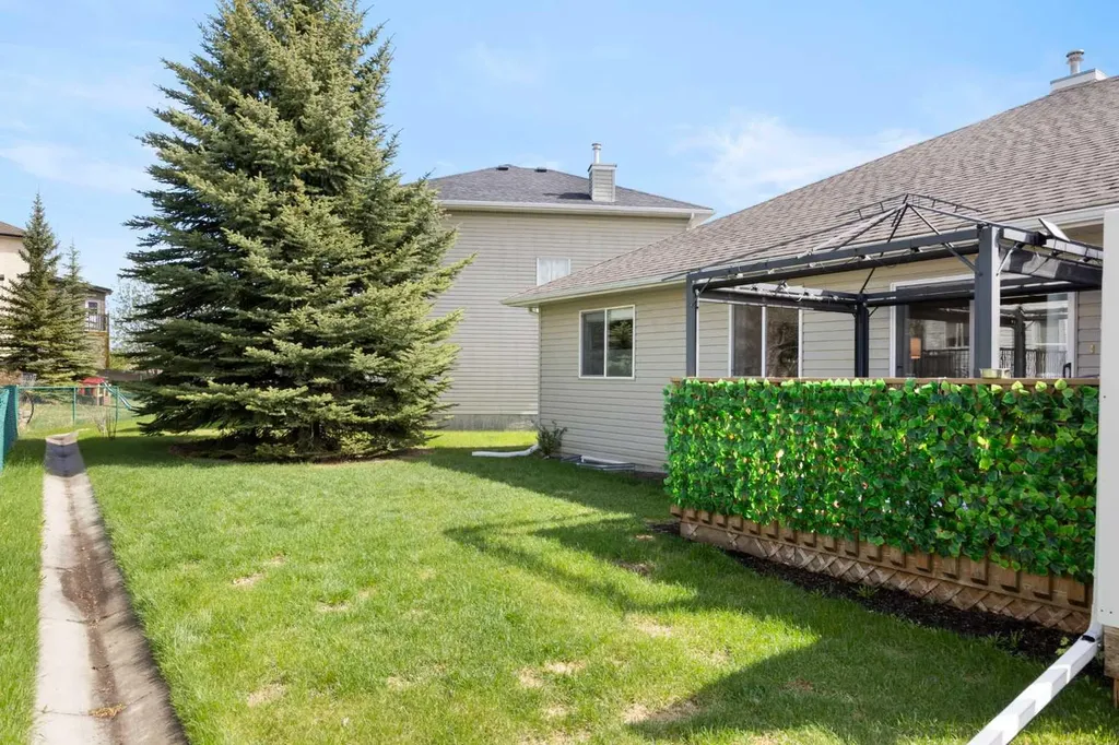 117 Bow Ridge Drive Cochrane AB T4C 2G9
