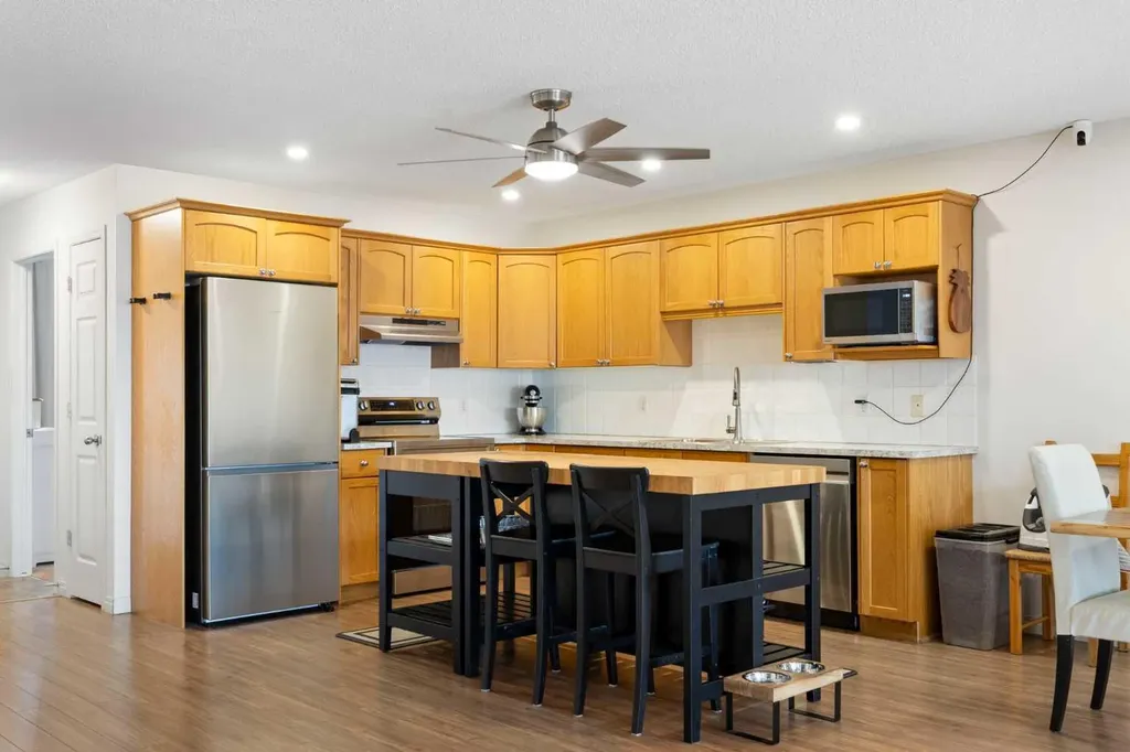 117 Bow Ridge Drive Cochrane AB T4C 2G9