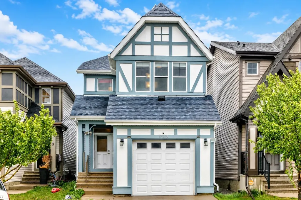 109 New Brighton Park SE Calgary AB T2Z 1B2