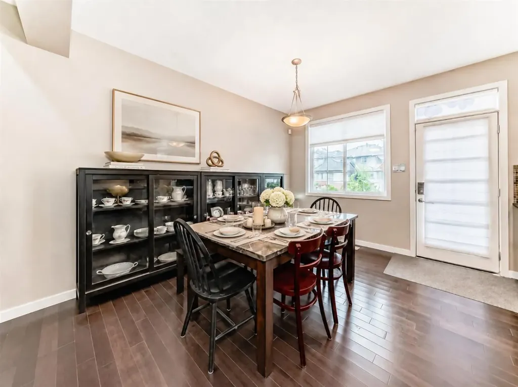 109 New Brighton Park SE Calgary AB T2Z 1B2