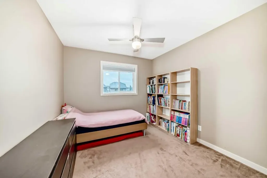 109 New Brighton Park SE Calgary AB T2Z 1B2