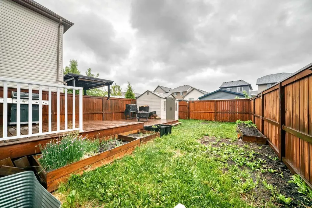 109 New Brighton Park SE Calgary AB T2Z 1B2