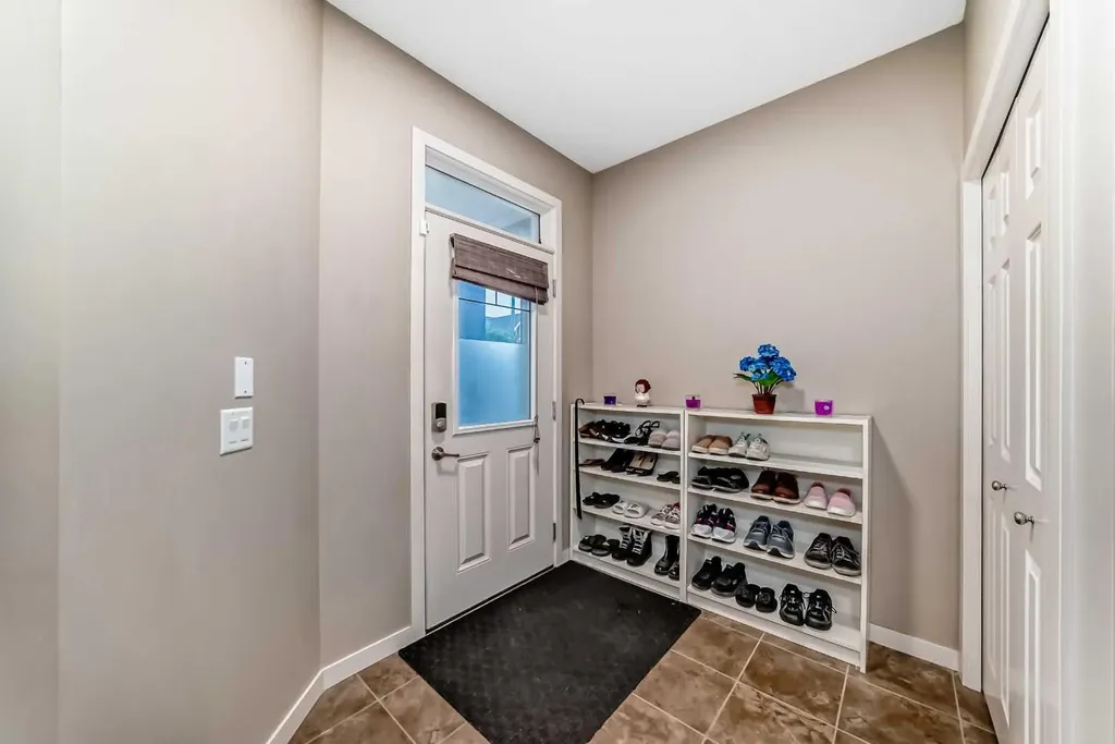 109 New Brighton Park SE Calgary AB T2Z 1B2