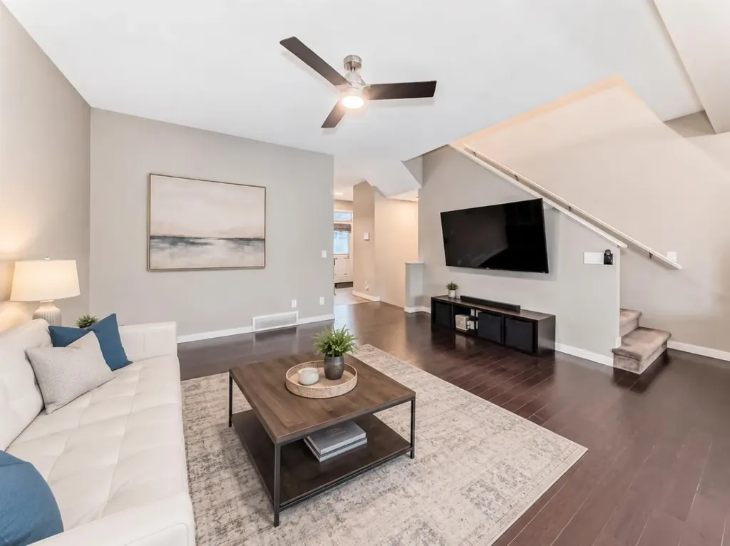 109 New Brighton Park SE Calgary AB T2Z 1B2