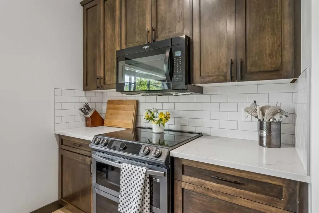 183 Rainbow Falls Drive Chestermere AB T1X0A7