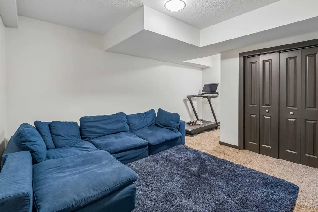 183 Rainbow Falls Drive Chestermere AB T1X0A7