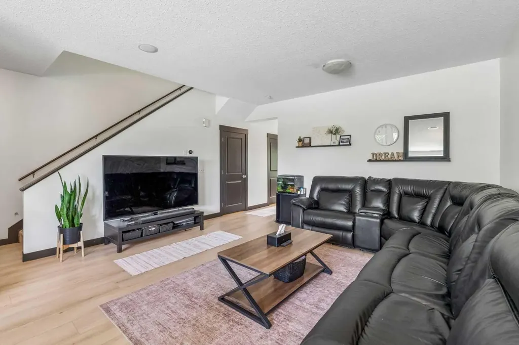 183 Rainbow Falls Drive Chestermere AB T1X0A7