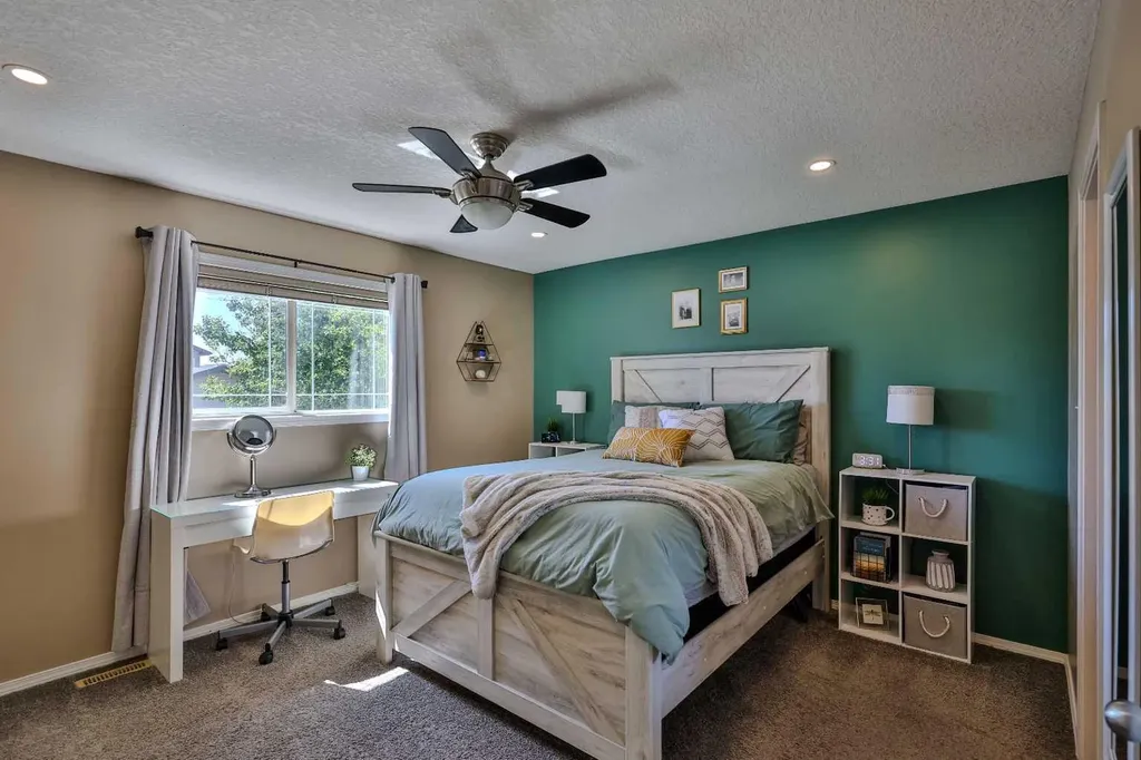 308 Tartan Circle W Lethbridge AB T1J 0Z1