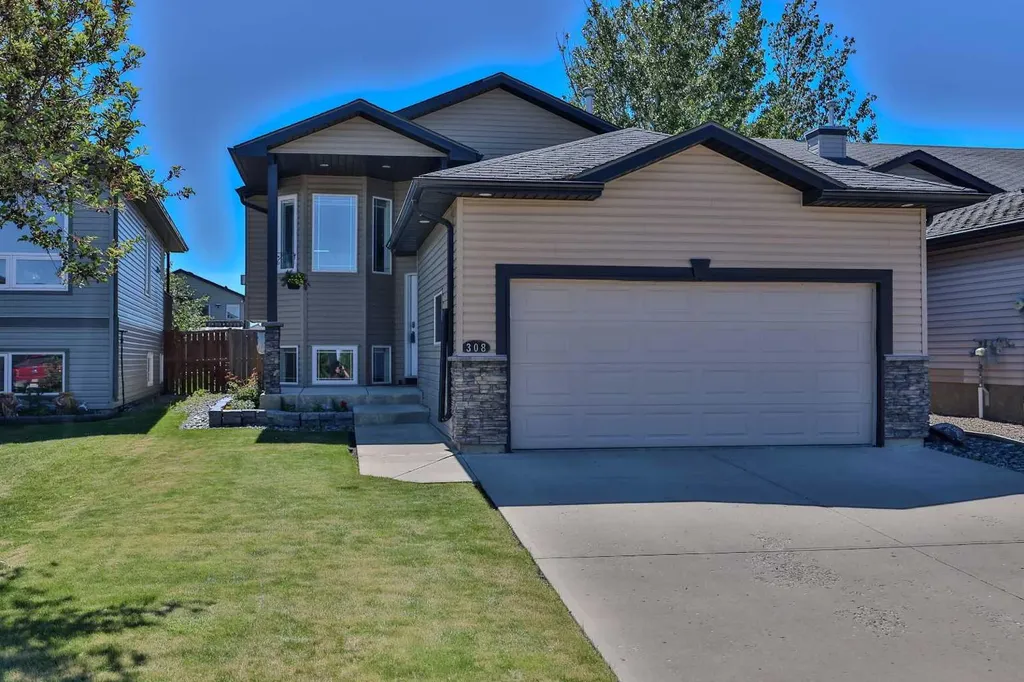 308 Tartan Circle W Lethbridge AB T1J 0Z1