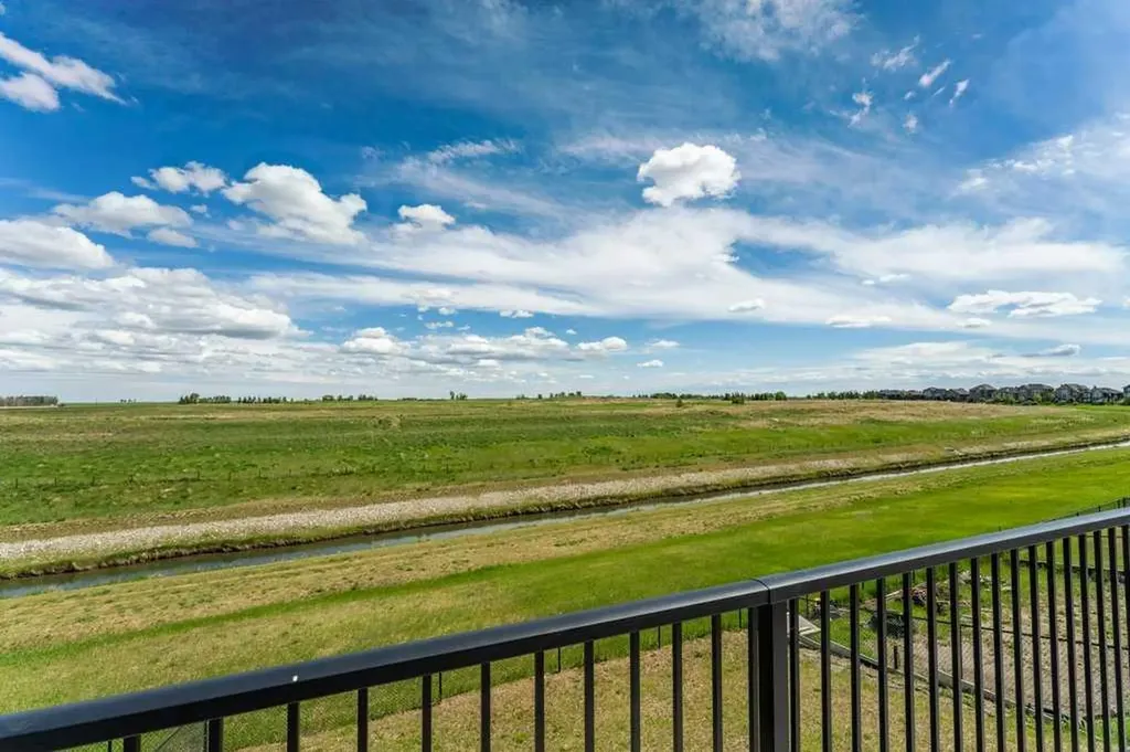 178 Muirfield Boulevard Lyalta AB T0J 1Y1