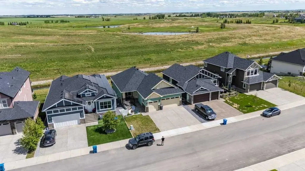 178 Muirfield Boulevard Lyalta AB T0J 1Y1