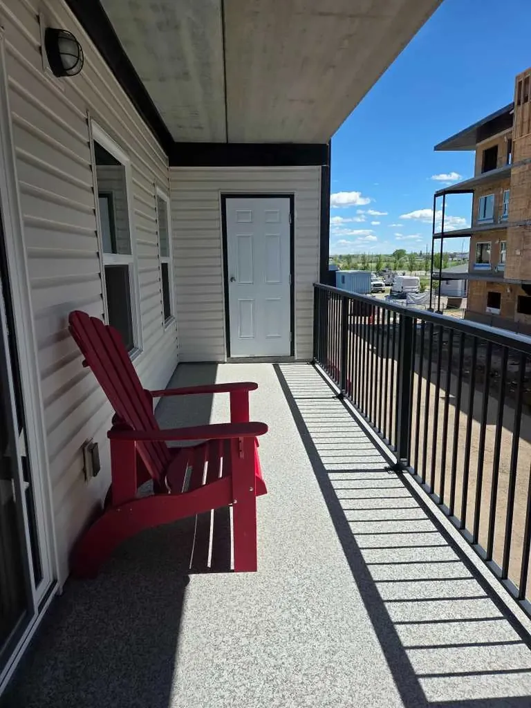 499 Meadow Lake Court E Brooks AB T1R 0Y7