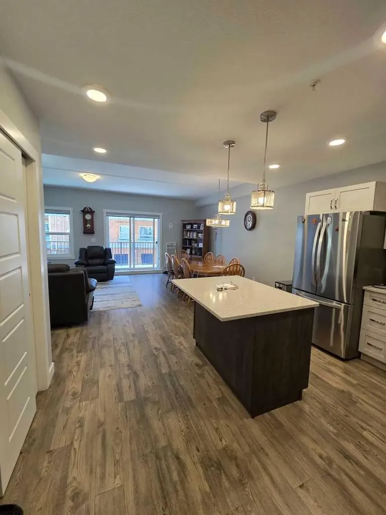 499 Meadow Lake Court E Brooks AB T1R 0Y7
