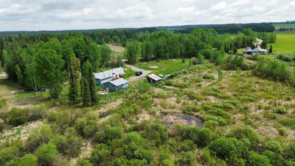 83035 Township Road 38-4a Rural Clearwater County AB T4T 1G3