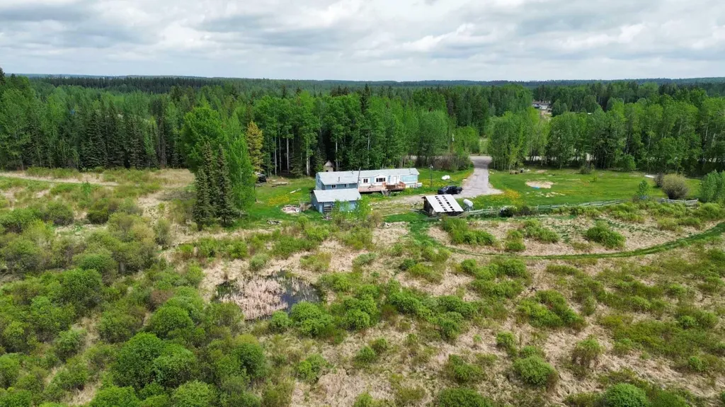 83035 Township Road 38-4a Rural Clearwater County AB T4T 1G3