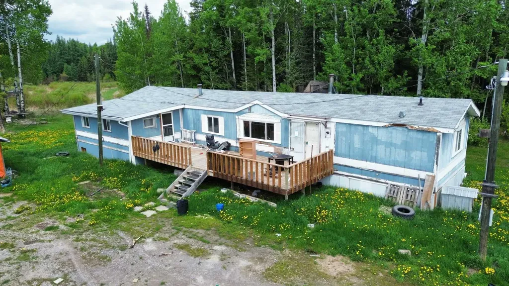 83035 Township Road 38-4a Rural Clearwater County AB T4T 1G3