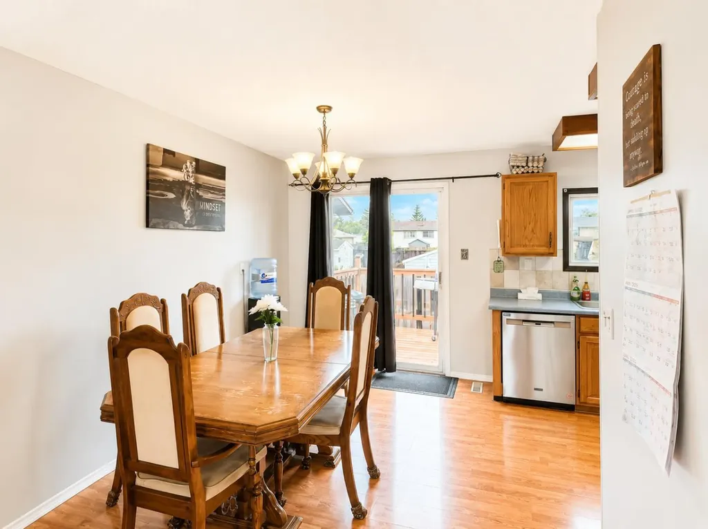 5712 55 Street Rocky Mountain House AB T4T 1J7