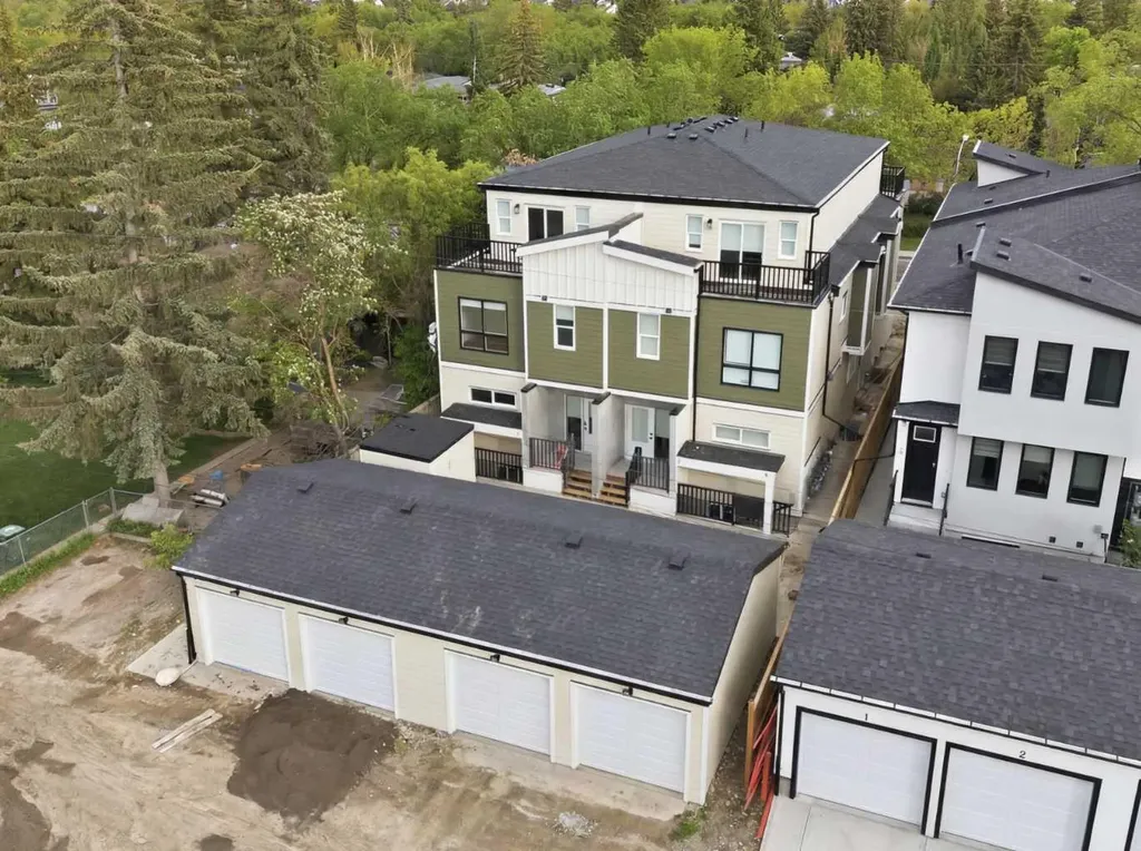 3432 Richmond Road SW Calgary AB T3E 4N6
