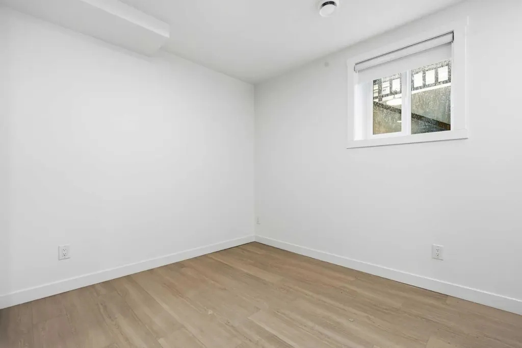 3432 Richmond Road SW Calgary AB T3E 4N6