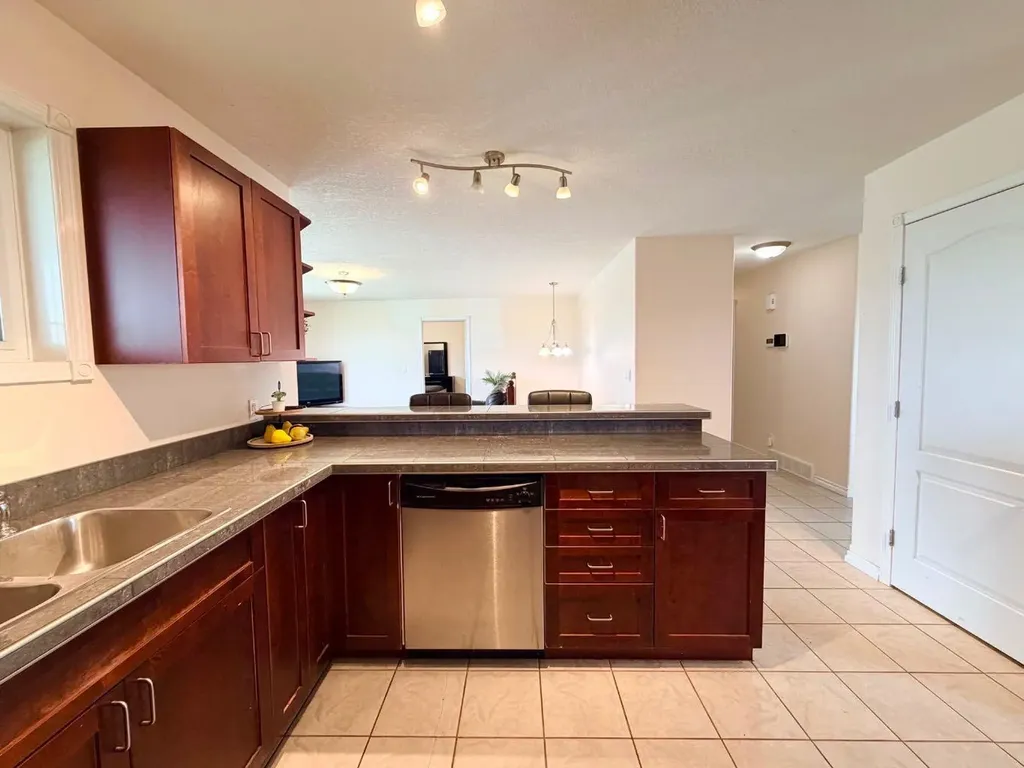 4611 44 Street Rycroft AB T0H3A0