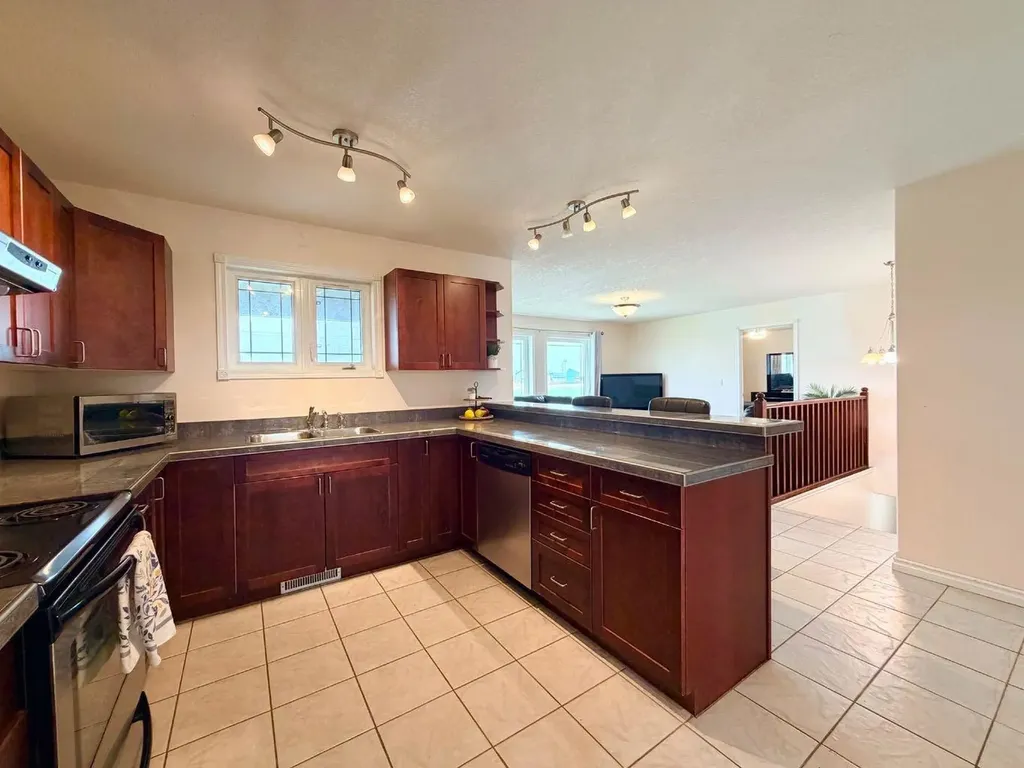 4611 44 Street Rycroft AB T0H3A0