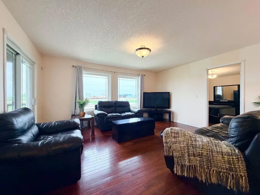 4611 44 Street Rycroft AB T0H3A0
